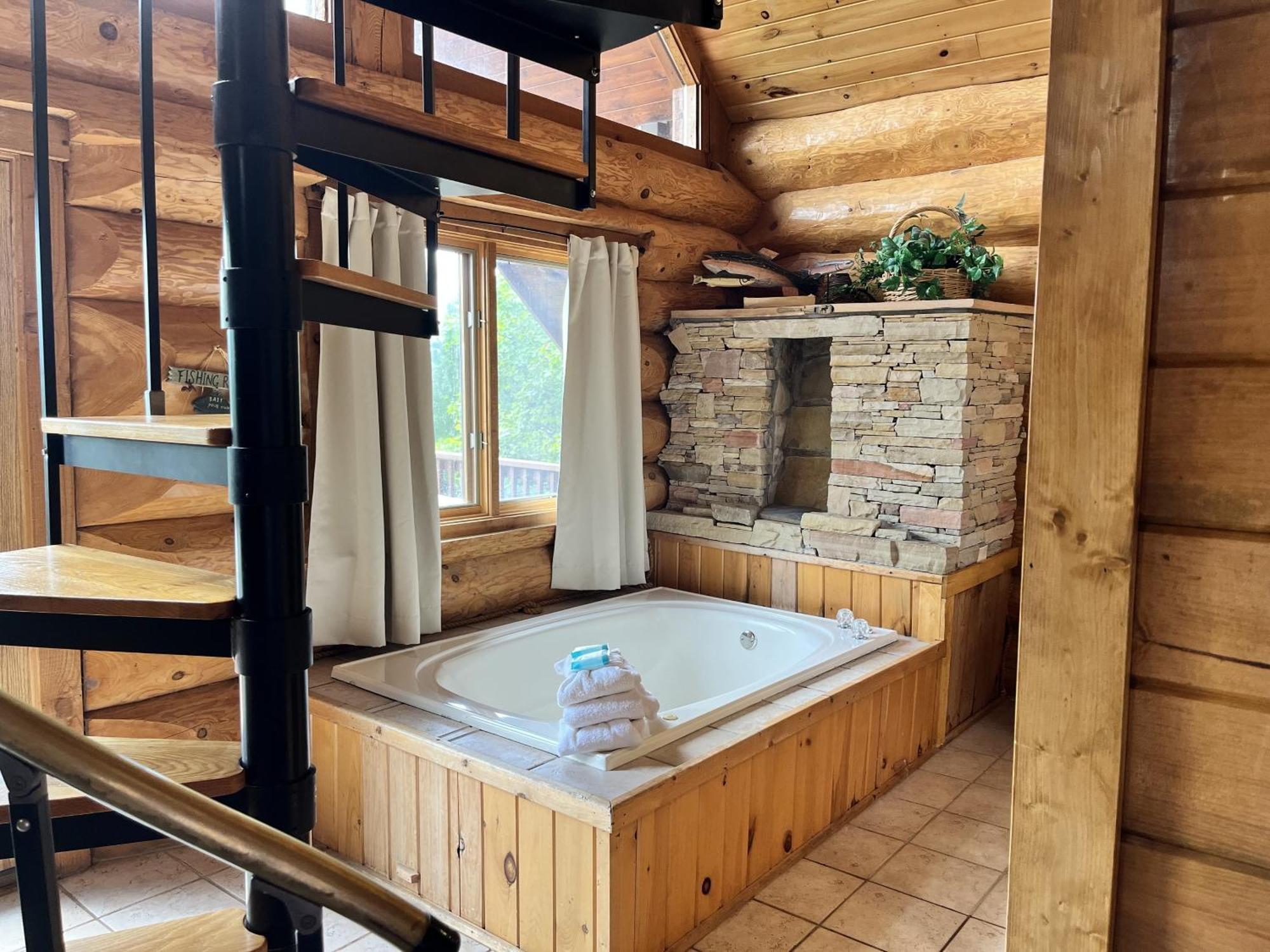 Infinite Views - Secluded With Mountain Views Cabin Gatlinburg Dış mekan fotoğraf